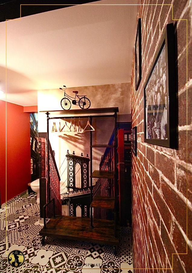 "The Speakeasy" Pub New Yorkais Centre Ville - Ideal Pro - Wifi Fibre - Retroprojecteur Cinema Сент-Етьєн Екстер'єр фото