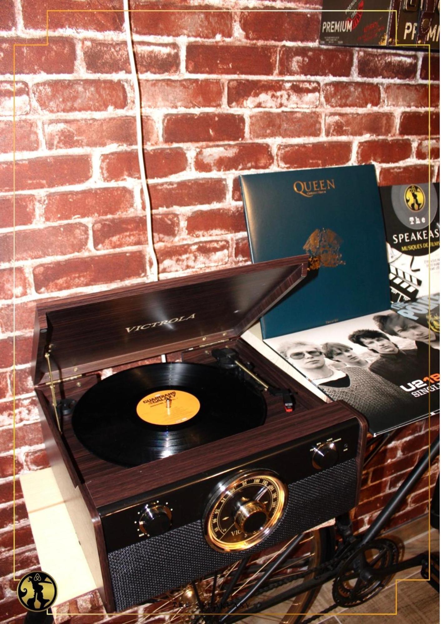 "The Speakeasy" Pub New Yorkais Centre Ville - Ideal Pro - Wifi Fibre - Retroprojecteur Cinema Сент-Етьєн Екстер'єр фото